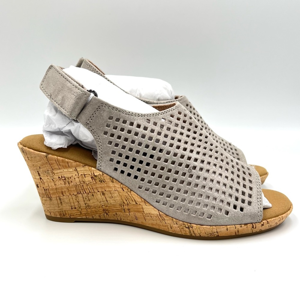 5.5W 5.5 W WIDE Rockport Womens Briah Perf Leather Sling Wedge Sandals Shoes NEW